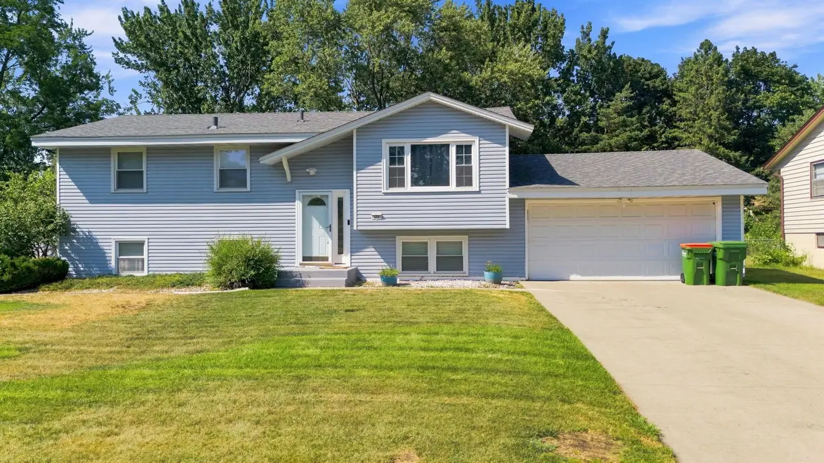 515 Westby Drive Ne, Spring Lake Park, MN 55432 - #1