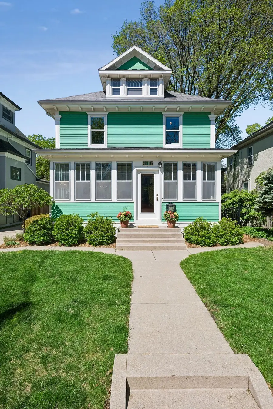 3212 Irving Avenue S, Minneapolis, MN 55408 - #3