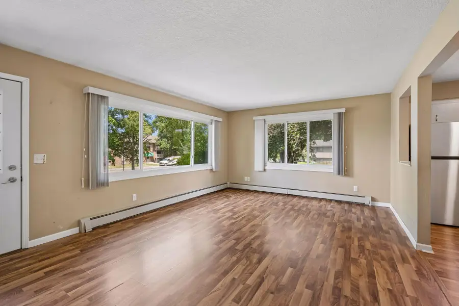 1104 3rd Avenue Ne, Buffalo, MN 55313 - #2