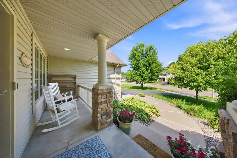 605 Knollwood Drive, Hudson, WI 54016 - #2
