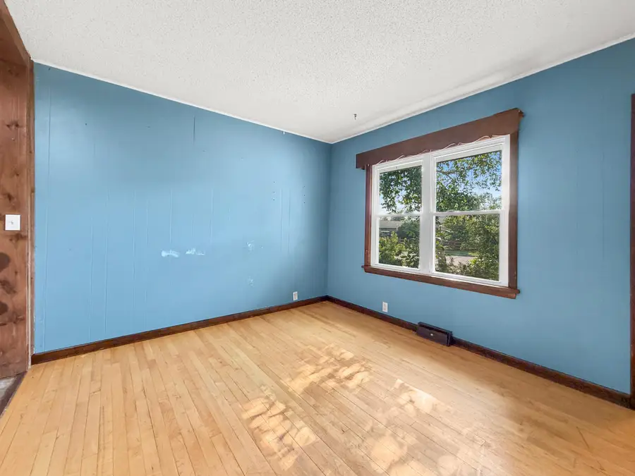 604 Lincoln Avenue Se, Bemidji, MN 56601 - #2