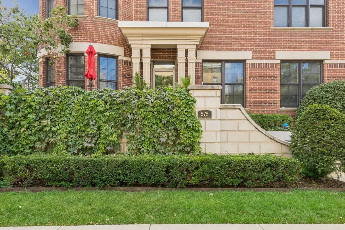 575 S 10th Street, Minneapolis, MN 55404 - #1