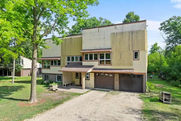 6093 County 24 Boulevard, Cannon Falls, MN 55009