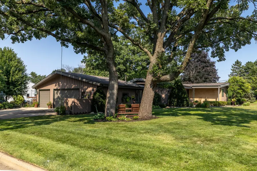 1000 Mound Spring Terrace, Bloomington, MN 55420 - #2