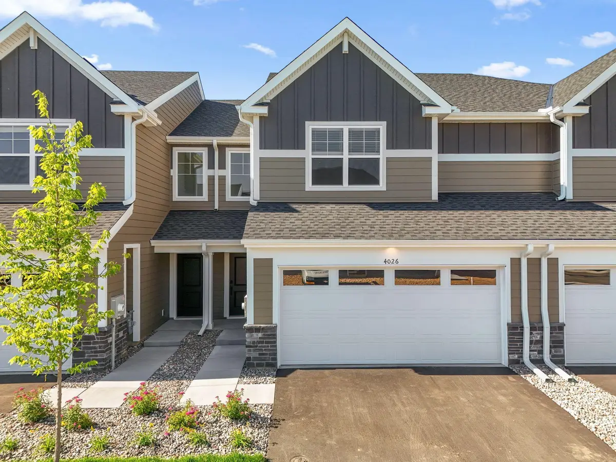 4026 Hayward Avenue N, Oakdale, MN 55128 - #1
