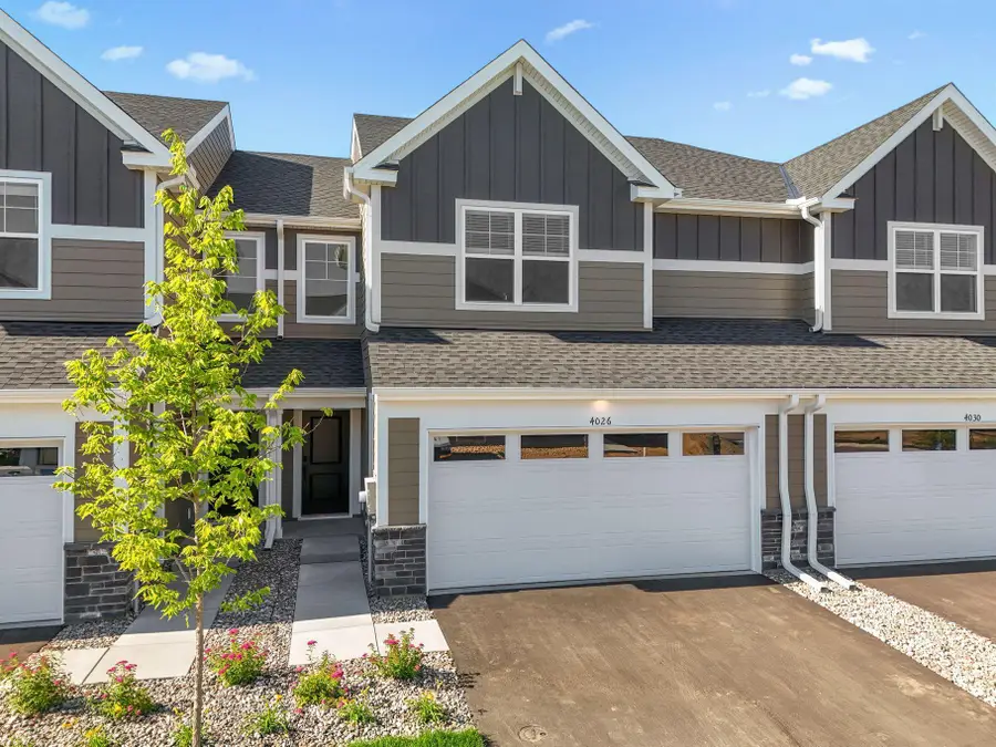 4026 Hayward Avenue N, Oakdale, MN 55128 - #2
