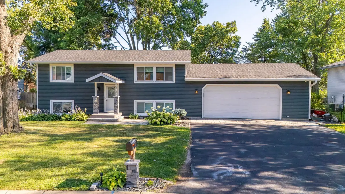 10225 99th Avenue N, Maple Grove, MN 55369 - #1