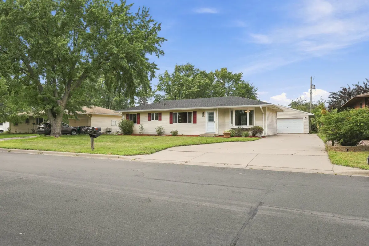 2107 Shale Lane, Eagan, MN 55122 - #1