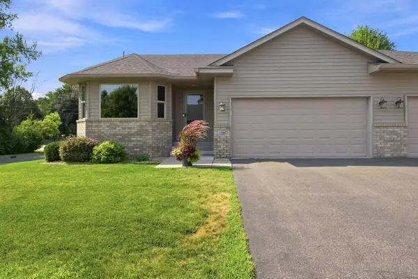 1501 Comstock Lane N, Plymouth, MN 55447