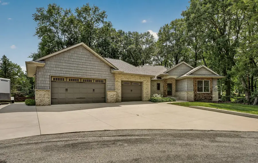 2130 Arlen Court Sw, Rochester, MN 55902 - #2