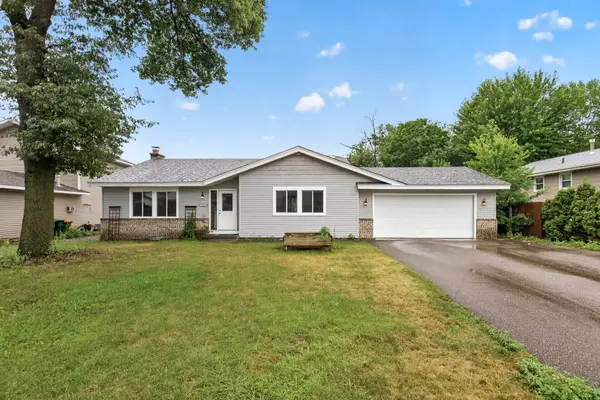 710 129th Avenue Ne, Blaine, MN 55434