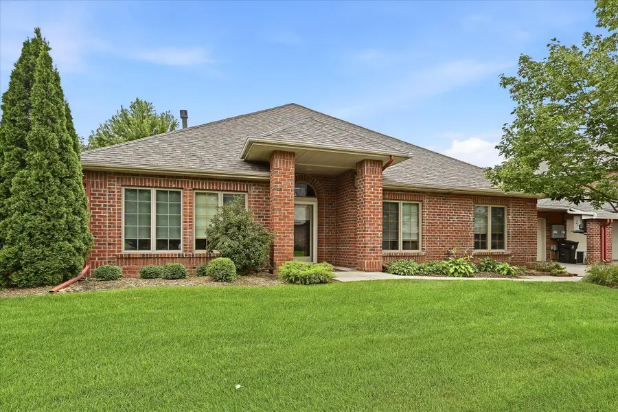 247 W Canyon Drive, Hudson, WI 54016 - #2