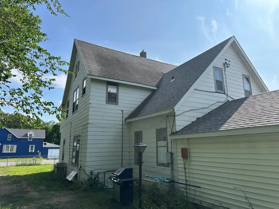 415 1st Street E, Thief River Falls, MN 56701 - #3