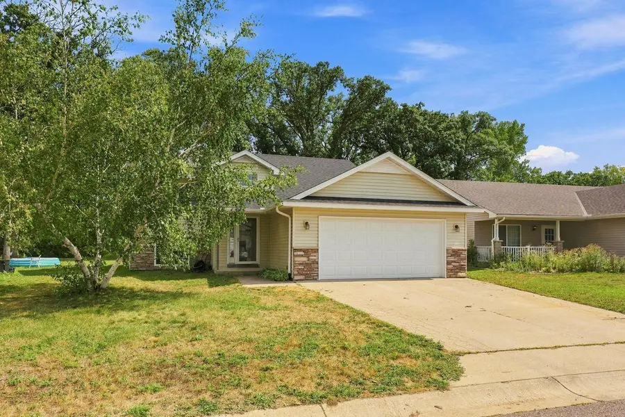 2528 42nd Avenue S, Saint Cloud, MN 56301 - #2