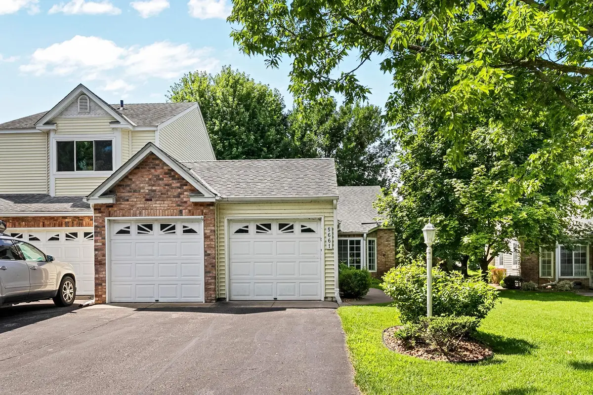 5661 Donegal Court, Shoreview, MN 55126 - #1