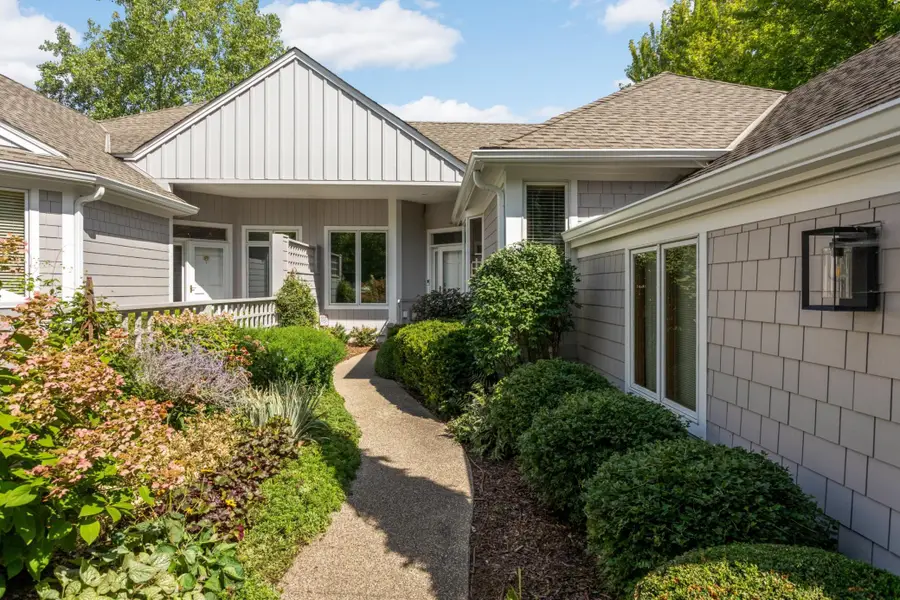 2934 Pelican Point Circle, Mound, MN 55364 - #2