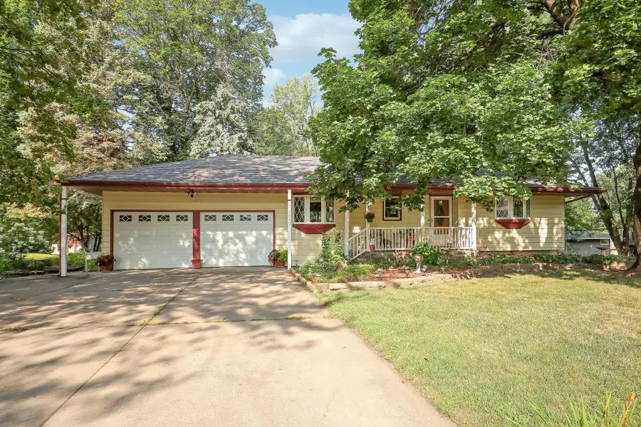 5840 Tennison Drive Ne, Fridley, MN 55432 - #2