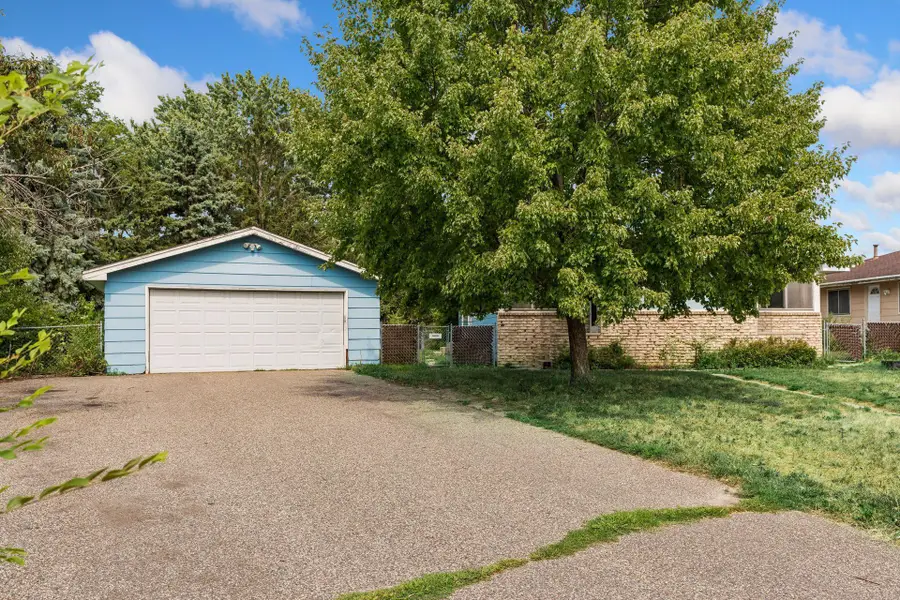 7004 74 1/2 Avenue N, Brooklyn Park, MN 55428 - #2