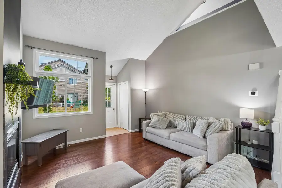9945 Russell Avenue N #6, Brooklyn Park, MN 55444 - #3