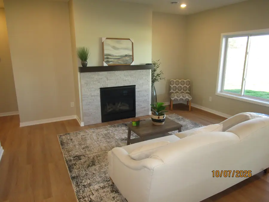 1804 Sunny Place Se, Pine Island, MN 55963 - #3