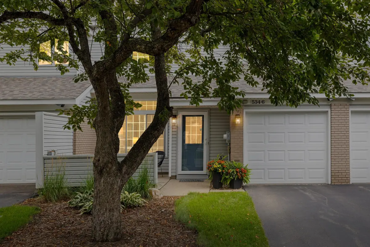 534 Lovell Avenue #6, Roseville, MN 55113 - #1