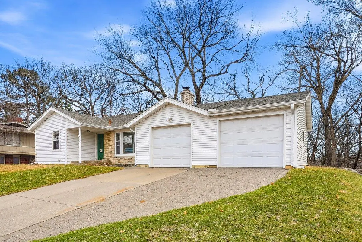 4015 Wayzata Boulevard, Golden Valley, MN 55416 - #1