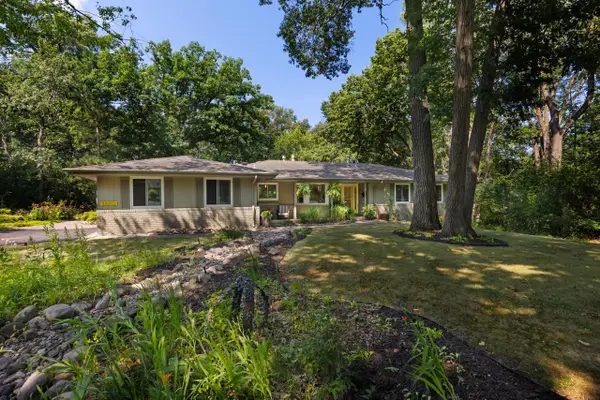 5500 Northwood Ridge, Bloomington, MN 55437
