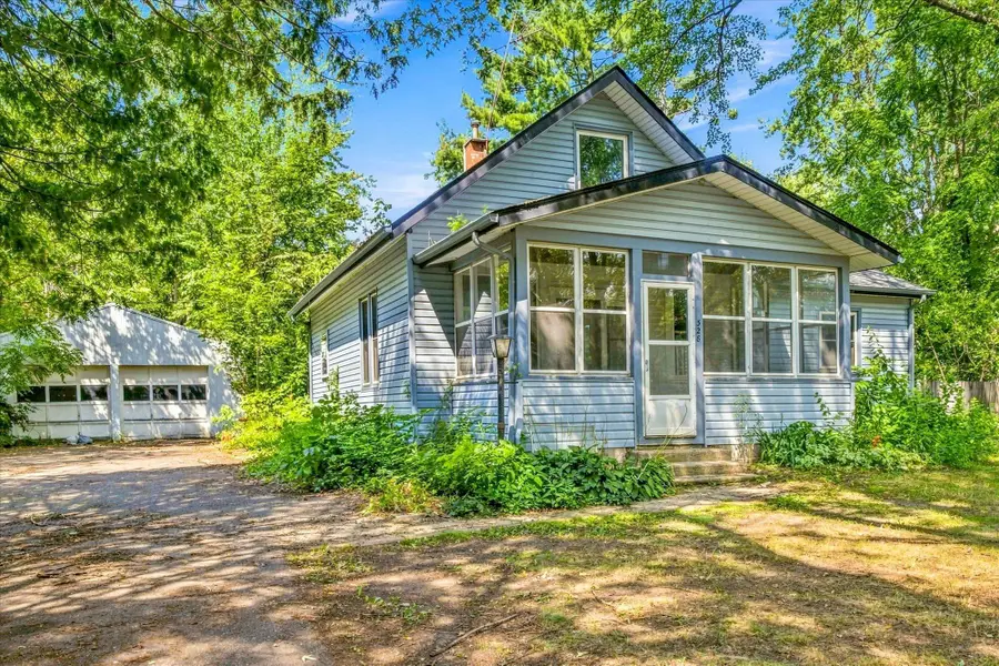 328 3rd Street Se, Braham, MN 55006 - #2