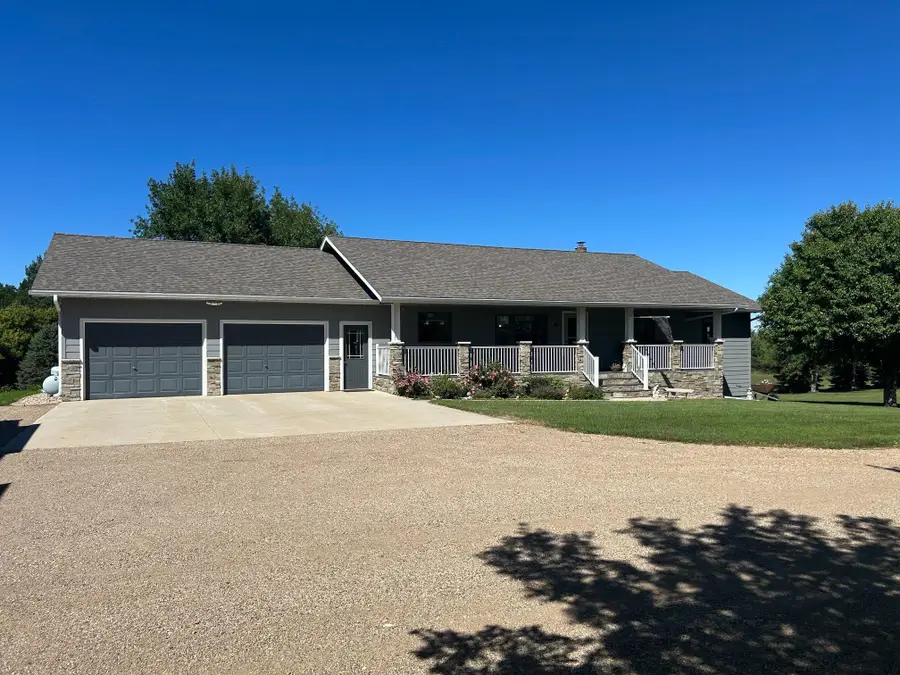 2604 Lyon Lincoln Road, Arco, MN 56113 - #2