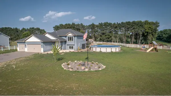 35321 Hastings Street Ne, Cambridge, MN 55008