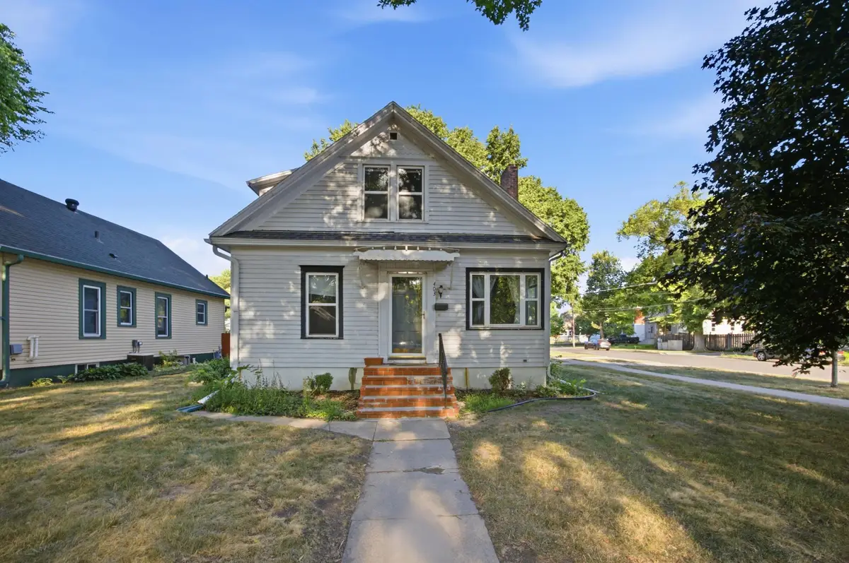 403 14th Street S, Fargo, ND 58103 - #1