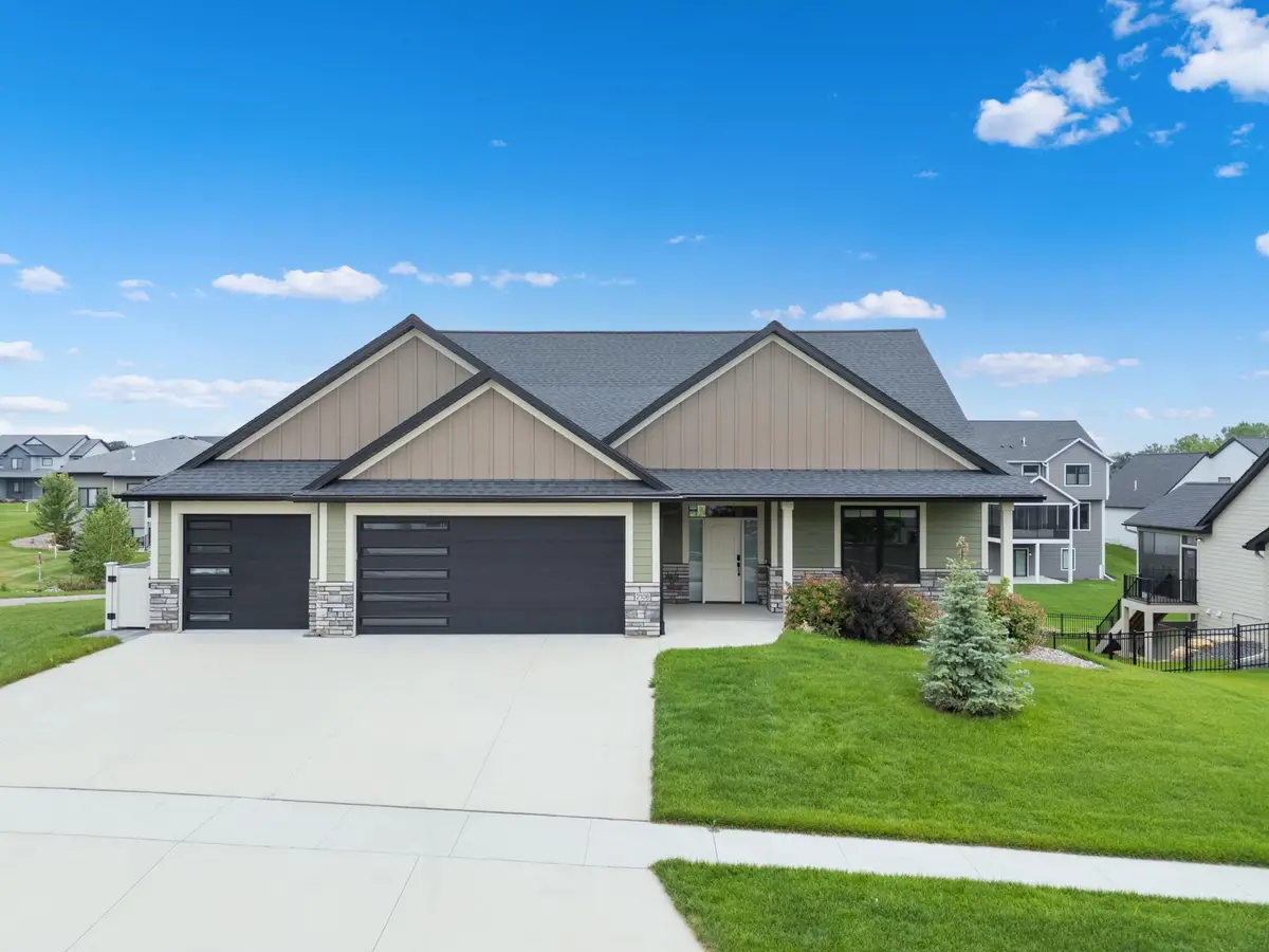 2108 Whitlee Lane Sw, Rochester, MN 55902 - #1