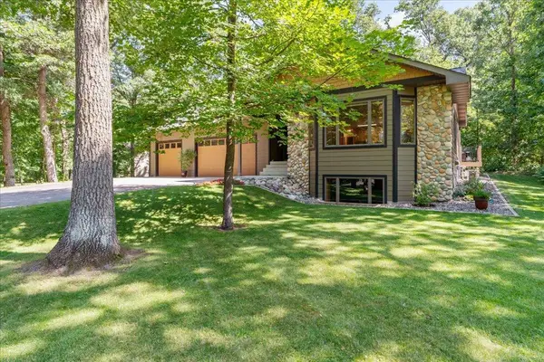 11808 Maplewood Drive Sw, East Gull Lake, MN 56401