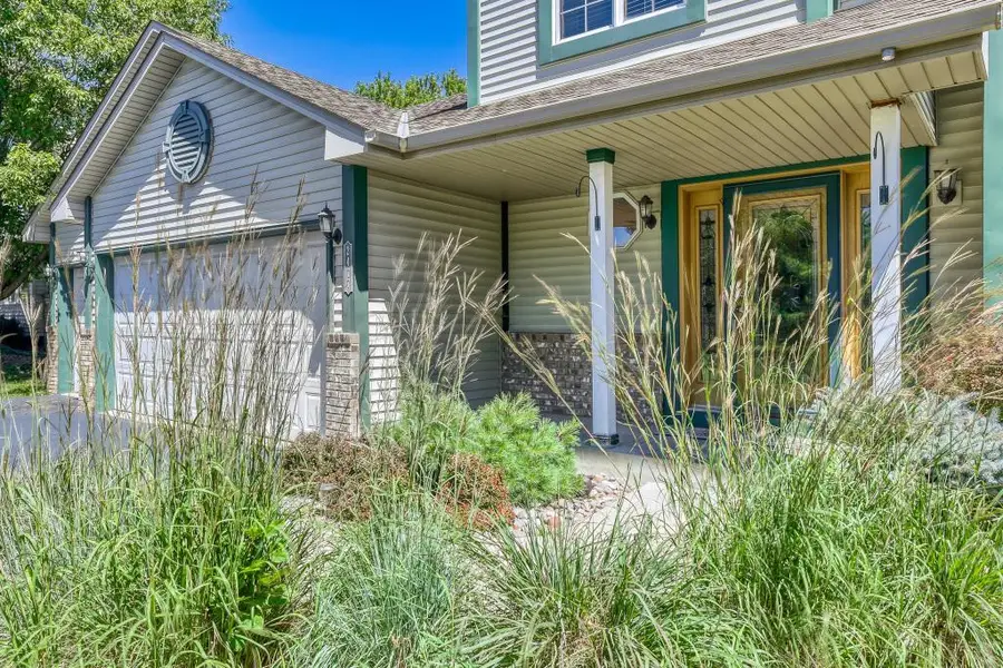2477 Windsor Lane, Woodbury, MN 55125 - #3