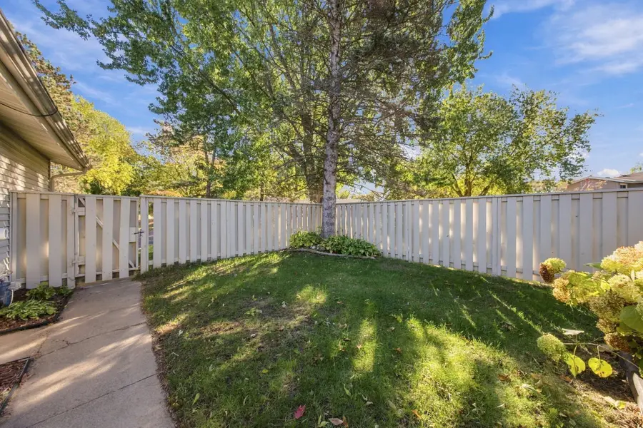 1096 Carmel Court, Shoreview, MN 55126 - #3