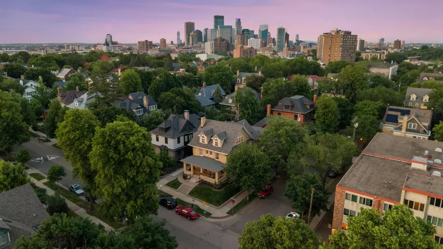 1821 Emerson Avenue S, Minneapolis, MN 55403 - #2