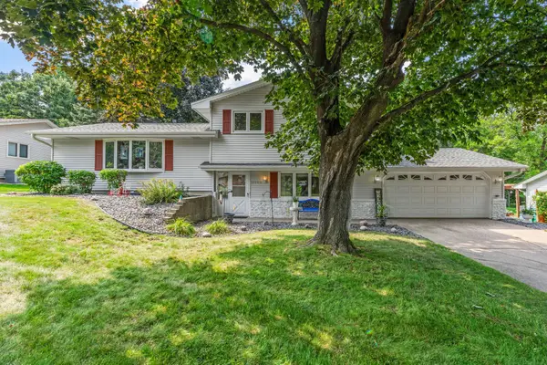 11100 Schoolcraft Road, Burnsville, MN 55337