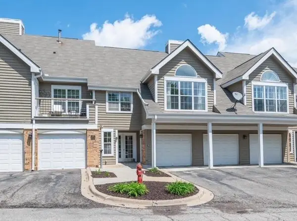 6165 Chasewood Parkway #202, Minnetonka, MN 55343