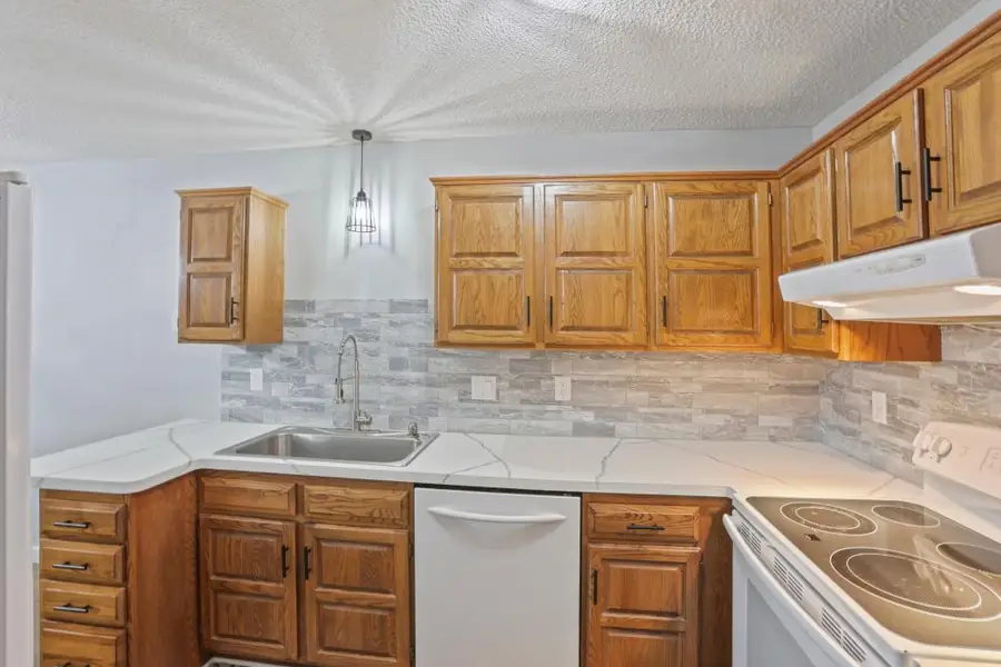 5536 Aldrich Drive N, Brooklyn Center, MN 55430 - #3
