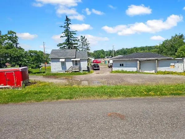 114 S Arlington Avenue, Duluth, MN 55811