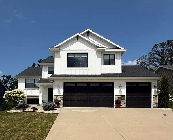 1657 Century Ridge Lane Ne, Rochester, MN 55906