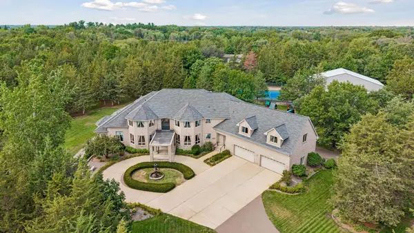 16300 Valley Drive Nw, Andover, MN 55304