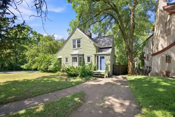 3900 W 47th Street, Edina, MN 55424