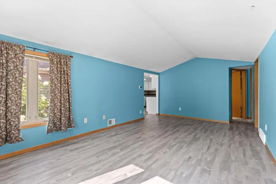 505 1st Avenue Ne, Byron, MN 55920 - #3