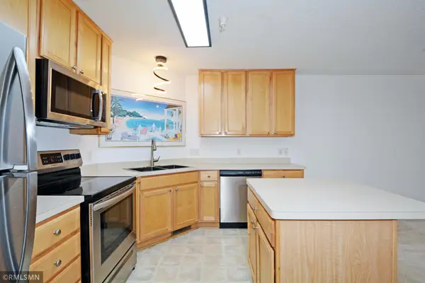 17565 69th Place N, Maple Grove, MN 55311