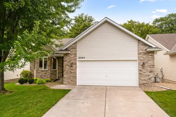 12554 Thrush Street Nw, Coon Rapids, MN 55448