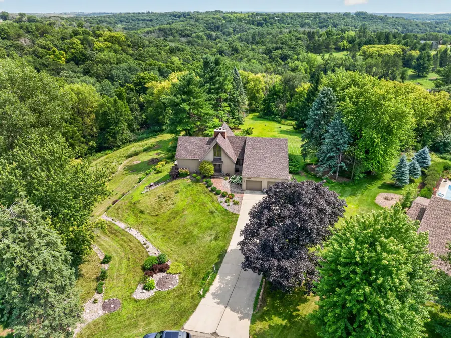 3640 Lakeview Court Ne, Rochester, MN 55906 - #3