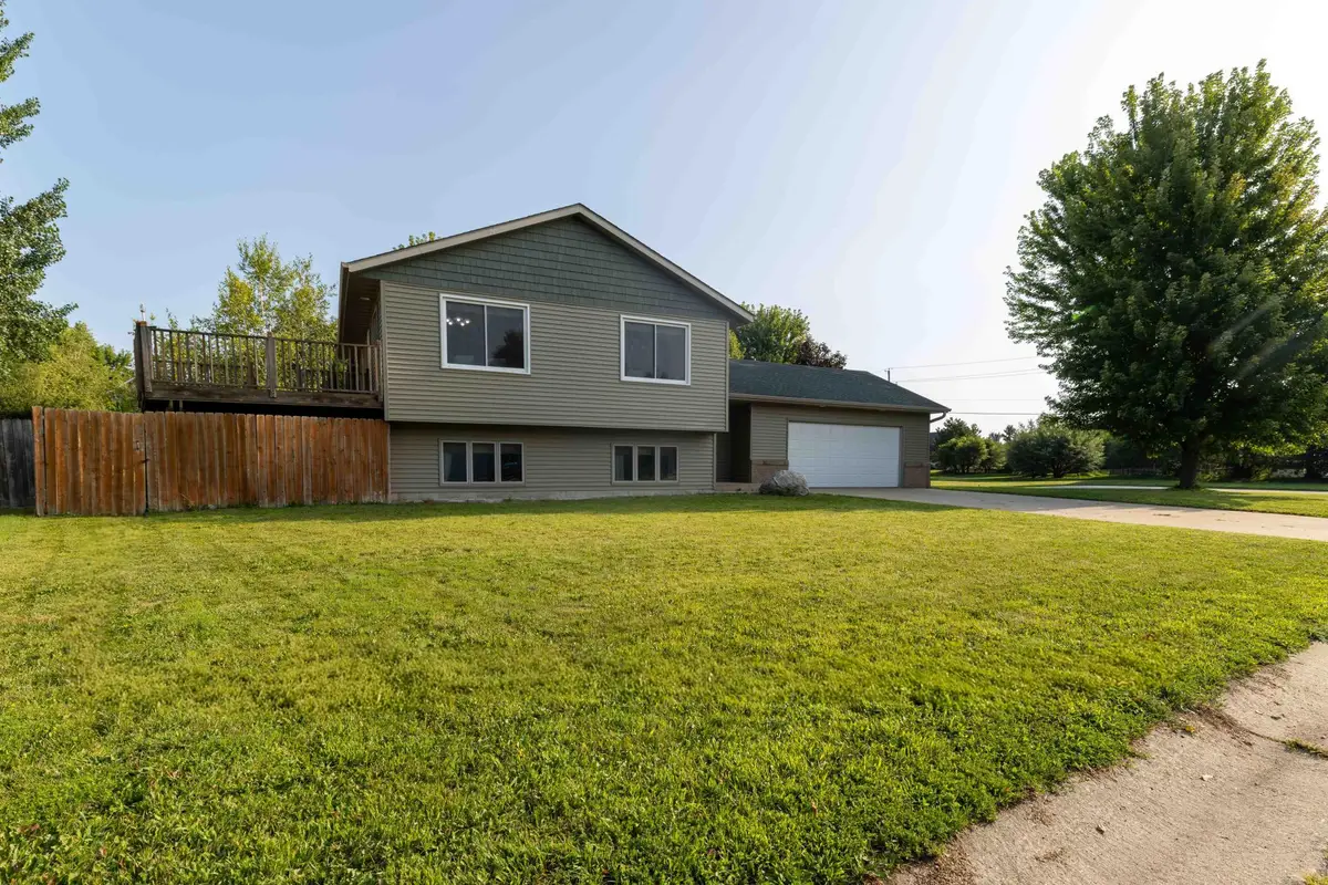 112 Parkside Street, Mankato, MN 56001 - #1