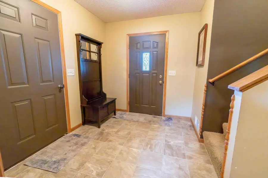 112 Parkside Street, Mankato, MN 56001 - #2