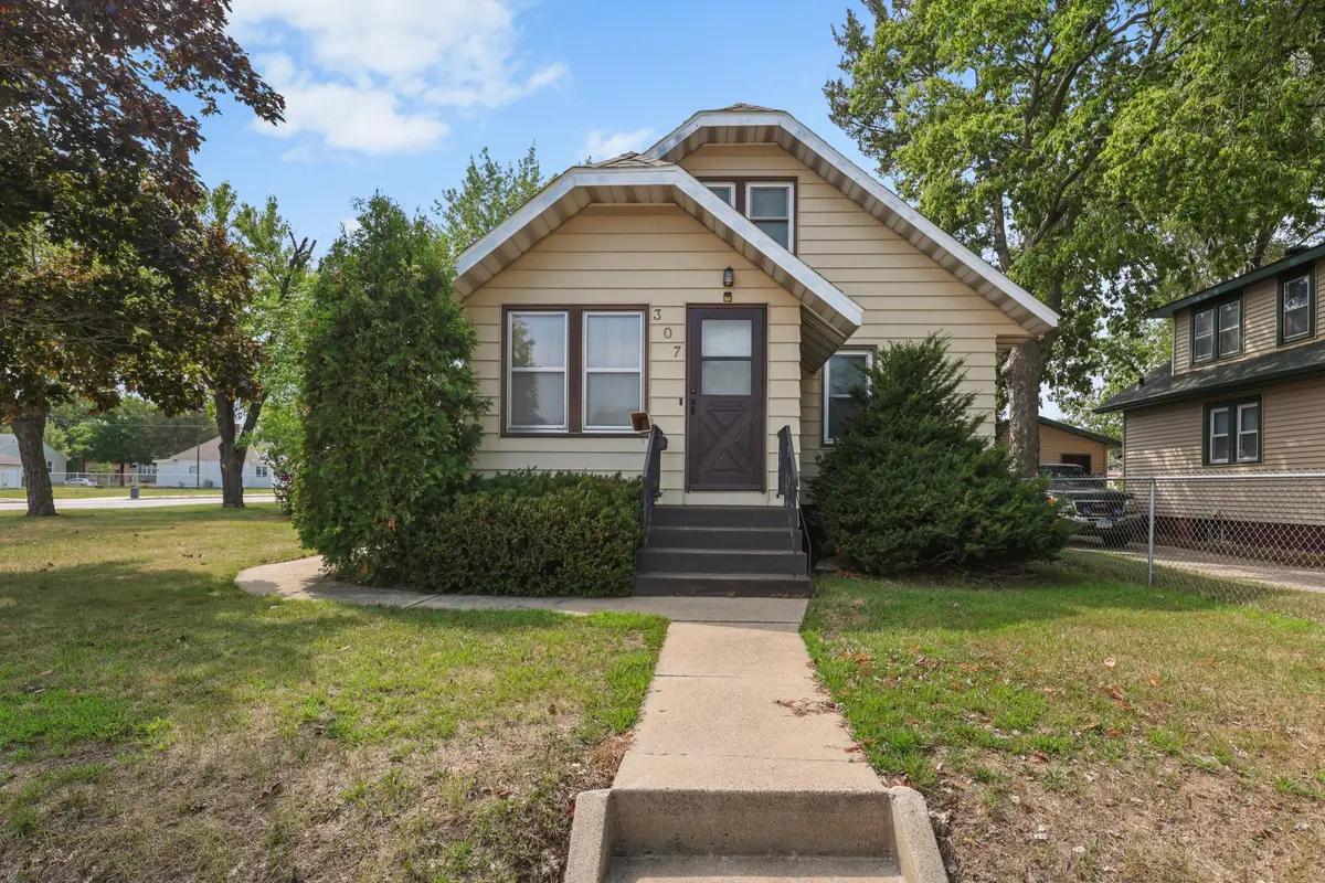 307 23rd Avenue N, Saint Cloud, MN 56303 - #1